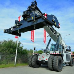 KONECRANES-Reachstacker-06